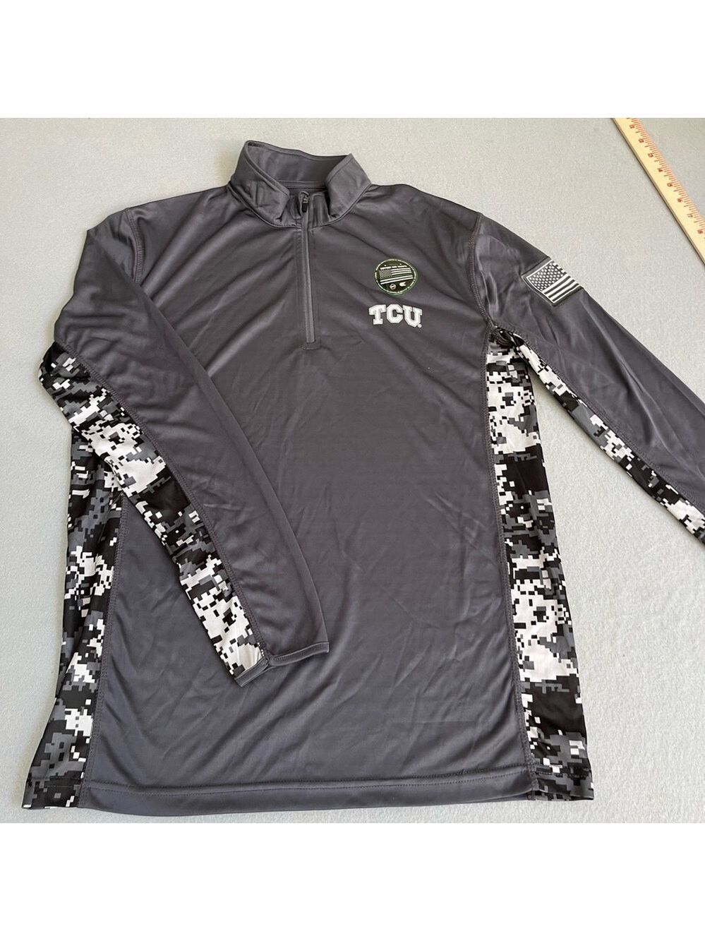 COPY - Colosseum L 1/4 Zip Pullover TCU